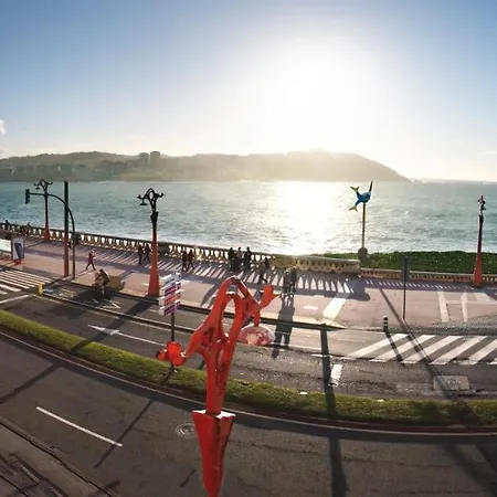 Paseo Marítimo Apartamento *